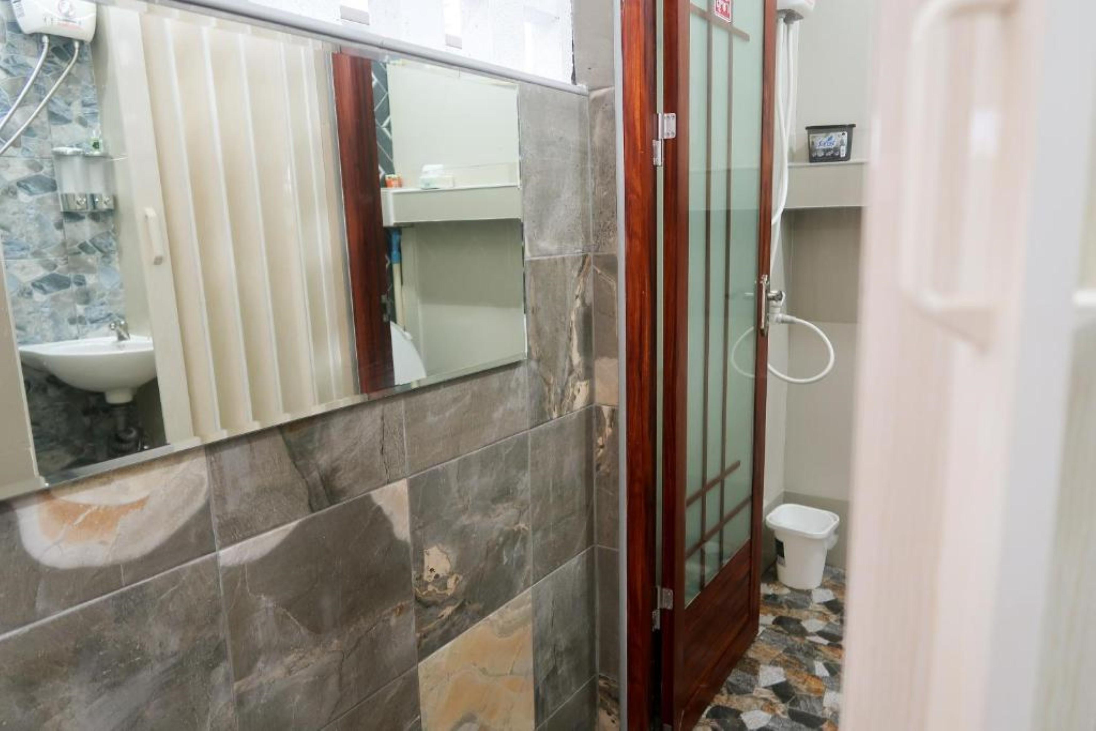 Baan Urt Suratthani Airport Hotel Surat Thani Extérieur photo
